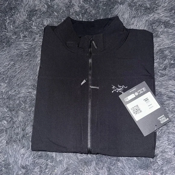 Arc'teryx Men's Black gamma jacket - Picture 3 of 4